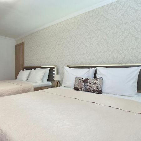 Palm Square 1 Old Town Apt Appartement Budva Buitenkant foto