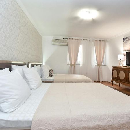 Palm Square 1 Old Town Apt Appartement Budva Buitenkant foto