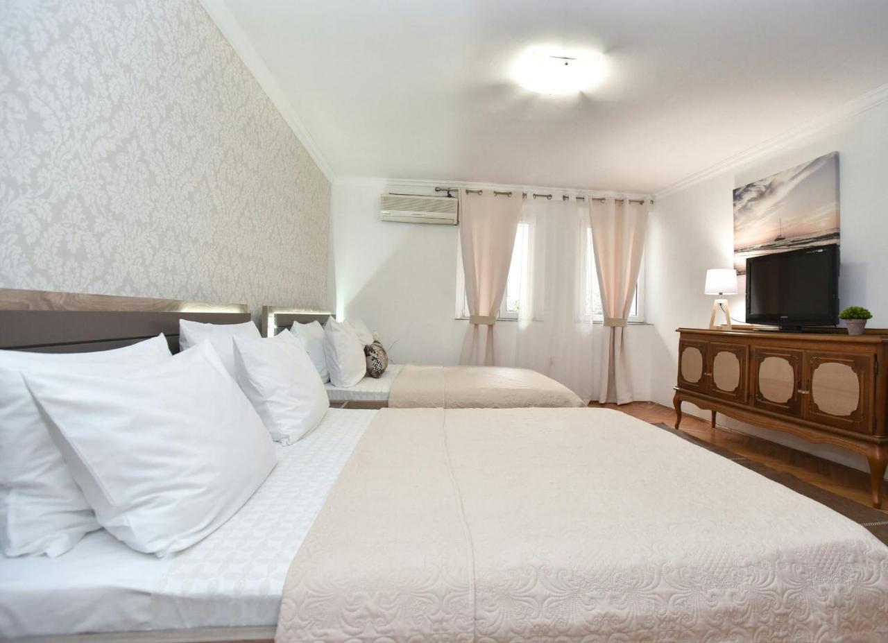 Palm Square 1 Old Town Apt Appartement Budva Buitenkant foto