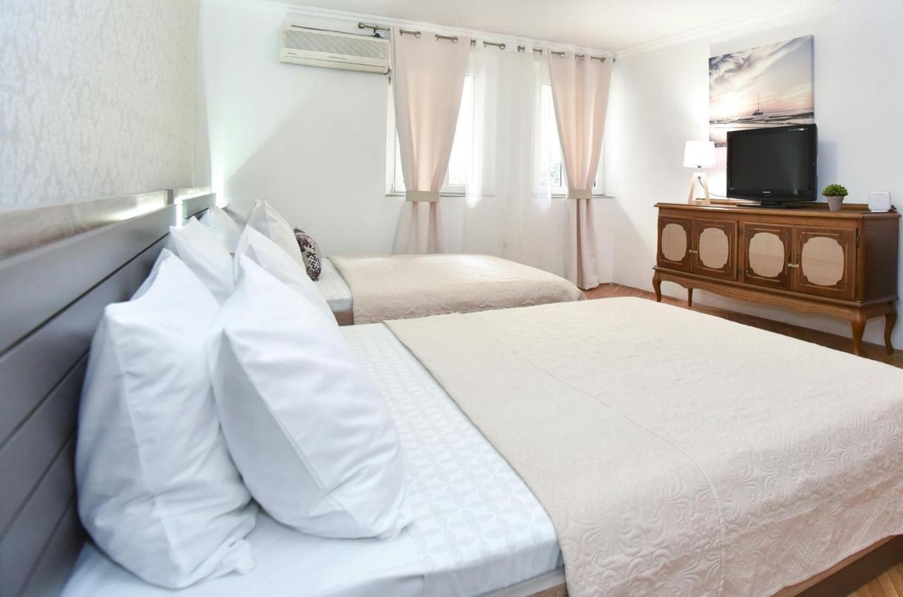 Palm Square 1 Old Town Apt Appartement Budva Buitenkant foto